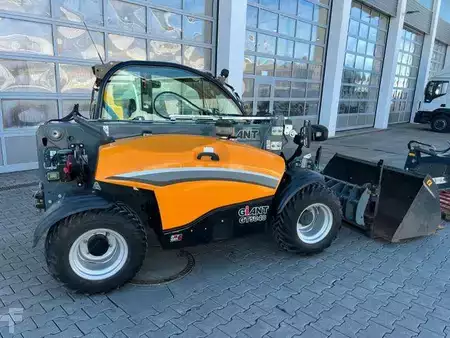 Pyöräkuormaajat 2023 Giant GT5048 HD Greifschaufel Zentralschmierung (4)