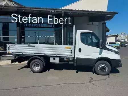 Overige 0 Iveco Daily 70C18 H 3.0L *R3.450mm*AHK*Kamera*Sperre* (7)