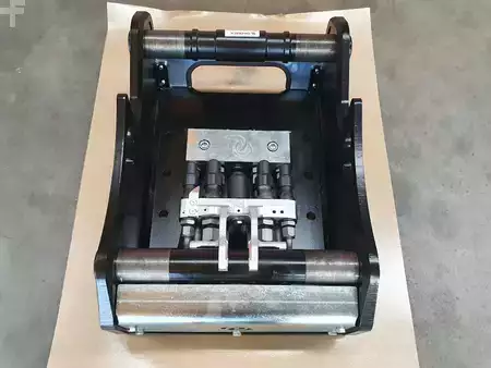 Vedlegg 0 OilQuick OQ65 Adapterplatte für Westtech & mehr / NEU (7)