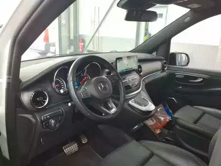 Övrigt 2024 Mercedes-Benz V 300 d Avantgarde Edition AMG DISTRONIC Sound-P (4)