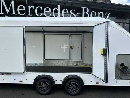 Pozostałe 0 Brian James Race Sport Länge: 5,03 m / 3.000 kg (3)