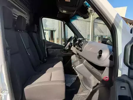 Ostatní 2024 Mercedes-Benz Sprinter 317 CDI 9G 4325 Klima Kamera LED (10)