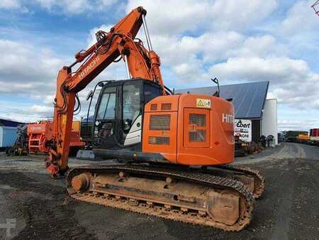 Korečková rýpadla 2015 Hitachi ZX225USLC-5 / Verstellausleger / MS21 (7)