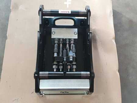 Autres 0 OilQuick OQ45-5 Adapterplatte für Westtech &mehr (3)