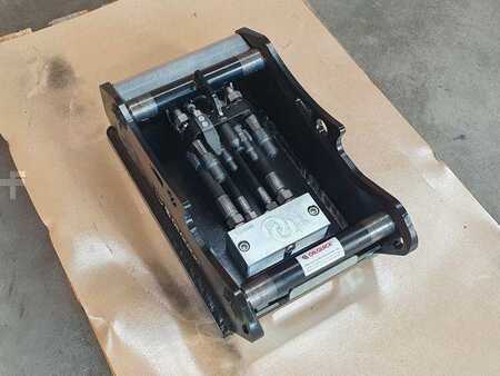 Autres 0 OilQuick OQ45-5 Adapterplatte für Westtech &mehr (6)