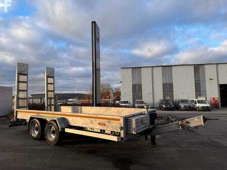 Outro 2024 Wörmann BauTL105.55/200 Rampen verzinkt (10)