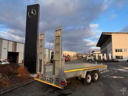 Outro 2024 Wörmann BauTL105.55/200 Rampen verzinkt (3)