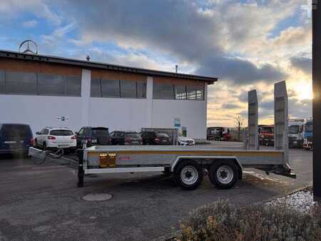 Outro 2024 Wörmann BauTL105.55/200 Rampen verzinkt (5)