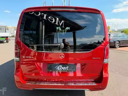 Outro 2025 Mercedes-Benz V 300 d STYLE AMG 4MATIC AIRMATIC DISTRONIC Pano (5)