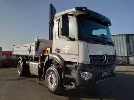 Övrigt 0 Mercedes-Benz Arocs 1832 KK 4x2 Kipper+Kran Fassi F120+Funk (4)