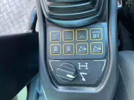 Mobiele graafmachines 2022 Hydrema MX14G / OilQuick OQ65 / 4x Löffel / 1.655h /2022 (17)