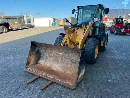 Radlader 2020 Caterpillar 906M / 2020 / nur 480h / Gabel / Schaufel (11)