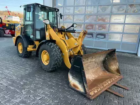 Radlader 2020 Caterpillar 906M / 2020 / nur 480h / Gabel / Schaufel (13)