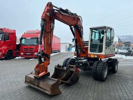 Pelle sur pneus 2017 Yanmar TW85 / 4.307h / Löffelpaket / Powertilt (10)