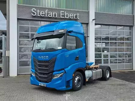 Overige 0 Iveco S-Way AS440S50T/P LED Standklima 2 Stück (1)