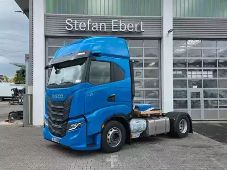 Overige 0 Iveco S-Way AS440S50T/P LED Standklima 2 Stück (4)