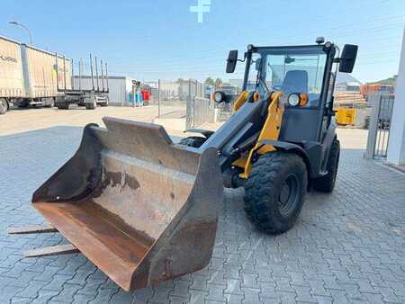 Carregadeira de rodas 2022 Mecalac AX850 / nur 671h / 11.2022 / Gabel / Schaufel (7)