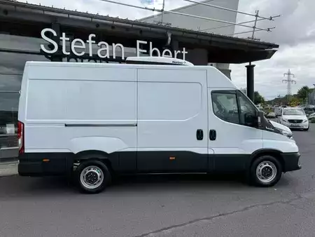 Outro 0 Iveco Daily 35S16HA8 V Kühlkastenwagen *R 3520 mm*Navi (4)