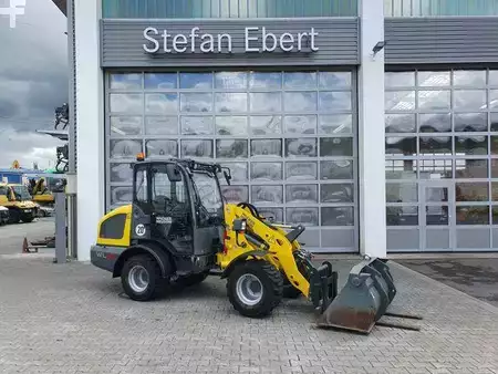 Kolové nakladače 2021 Wacker WL34 (RL40) / Schaufel + Gabel / nur 743h / 62PS (1)