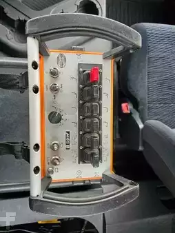 Ostatní 2015 Mercedes-Benz Arocs 1832 KK 4x2 Kran MKG HLK 116 A3 Funk (15)