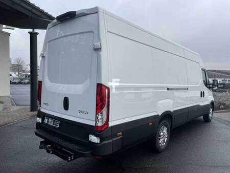 Iveco Daily 35S18 A8 3.0L *AHK*Automatik*LED*Standh*