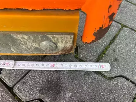 Ostatní 2019 Tuchel SK-F 180 Schneeschild / Kramer 5040 / 2019 (11)