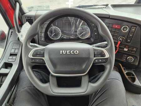 Other 2025 Iveco X-Way AD300X48Z HR OFF 6x4 Bordmatik Intarder (12)