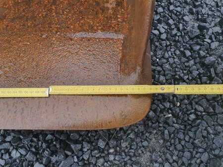 Pozostałe 0 [div] Hydraulischer Grabenräumlöffel / schwenkbar OQ80 (10)