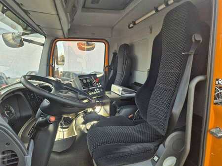 Other 2013 Mercedes-Benz Axor 2024 L Schmidt Airportsweeper AS 990 (14)