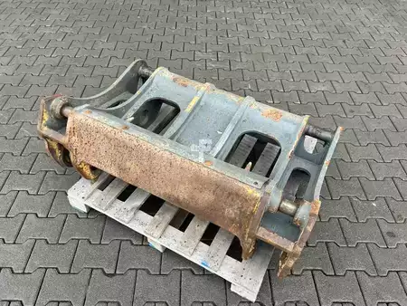 Osprzęt 0 Liebherr Radlader Schnellwechsler passend L556 (2)
