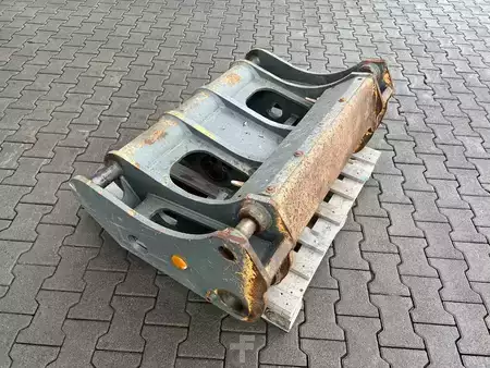 Osprzęt 0 Liebherr Radlader Schnellwechsler passend L556 (4)