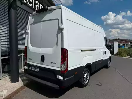 Altri 2026 Iveco Daily 35S16A8 V Kastenwagen *R 3520 mm* (5)