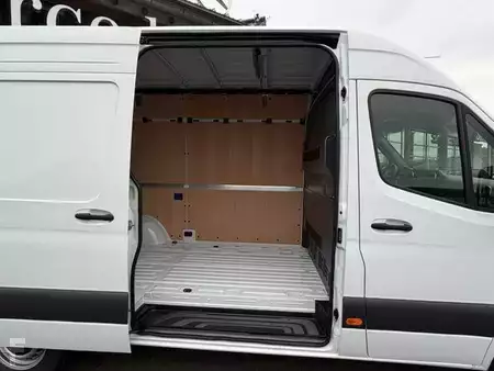 Ostatní 2025 Mercedes-Benz Sprinter 317 CDI 3665 9G AHK3,5to Klima Schwing (11)