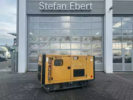 Sonstige 2015 Caterpillar DE88E3 / Stromerzeuger / 80KVA / 2015 / 14.180h (1)