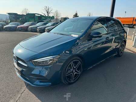 Overige 2020 Mercedes-Benz B 200 d Edition AMG Night+AHK+Burm+Ambiente (2)
