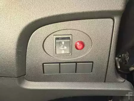 Ostatní 0 Iveco Daily 70C18 *R3.750mm*Sperre*AHK*Automatik* (18)