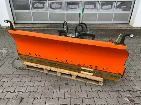 Ostatní 2019 Tuchel L-SF 225 Schneeschild / 2.250 mm / 2019 (2)