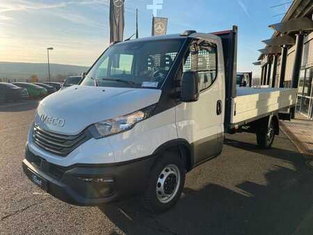 Autres 0 Iveco Daily 35S14 A8 *R3.750mm*Automatik*AHK* (3)