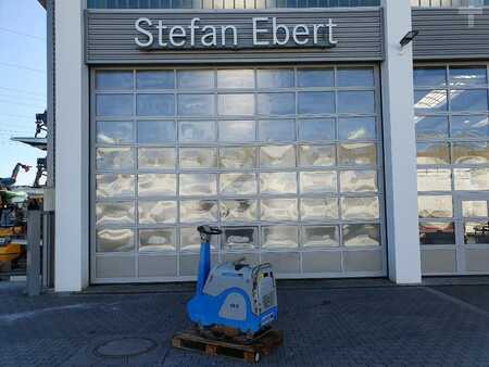 Egyéb 2022 Weber CR 8 Hatz-Diesel / 601kg / Rüttelplatte / 117 h (1)