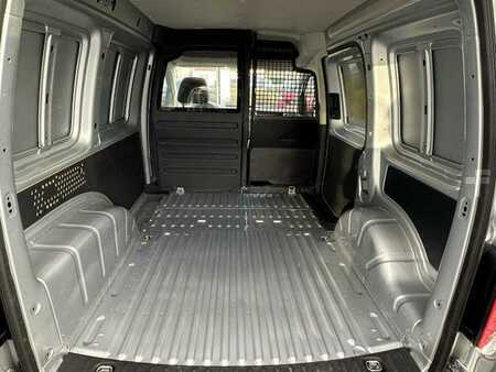 Overige 2015 Volkswagen Caddy 1.6 TDI Klima Navi 8Räder Trennwand klappb (7)