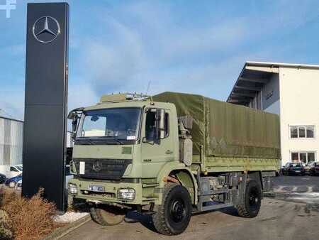 Other 2007 Mercedes-Benz Axor 1829 A 4x4 Pritsche/Plane 10 Stück (1)