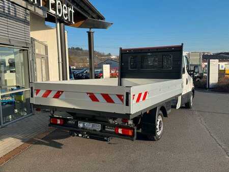 Autres 0 Iveco 35S21 HA8 3.0L *R4.100mm*Automatik*AHK*LED*Luft* (6)