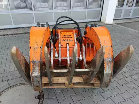 Attrezzatura 2021 WESTTECH G1250 Roderechen Greifarme / S60 / 2021 (3)