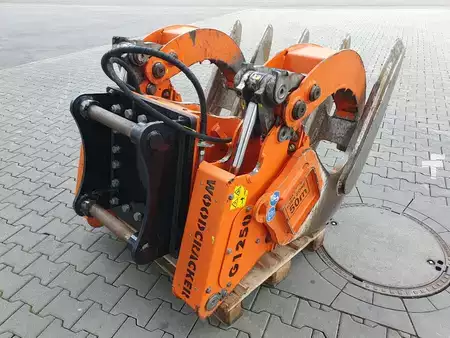 Attrezzatura 2021 WESTTECH G1250 Roderechen Greifarme / S60 / 2021 (6)