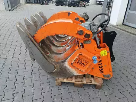 Attrezzatura 2021 WESTTECH G1250 Roderechen Greifarme / S60 / 2021 (9)