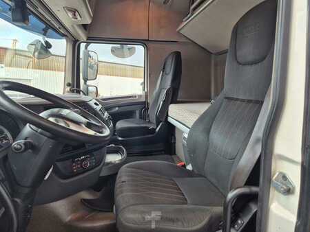 Autres 2018 DAF XF 450 4x2 Spoiler Klima 2x Tank 2x Bett (14)