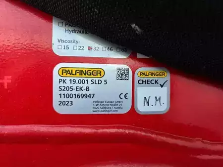 Miscelaneo 2026 Iveco X-Way AD280X49Y Palfinger PK 19.001 SLD5 Funk (15)