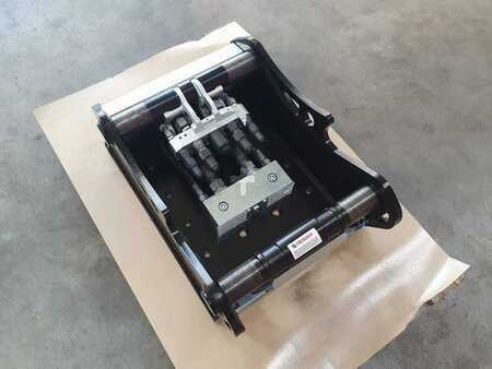 Övrigt 0 OilQuick OQ65 Adapterplatte für Westtech & mehr (2)