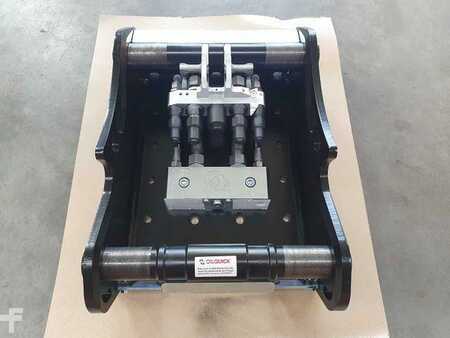 Övrigt 0 OilQuick OQ65 Adapterplatte für Westtech & mehr (3)