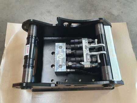 Övrigt 0 OilQuick OQ65 Adapterplatte für Westtech & mehr (5)